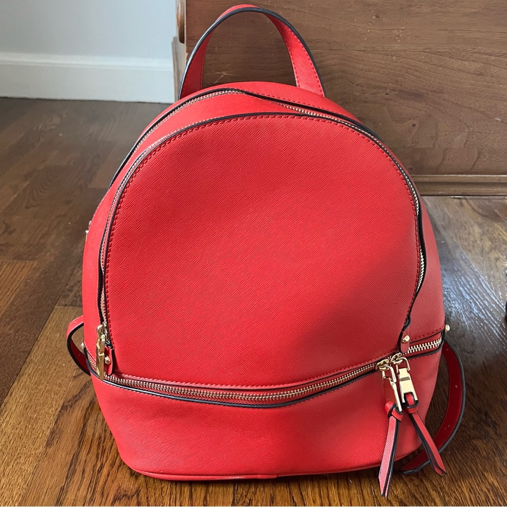 Vintage Red Purse With Straps